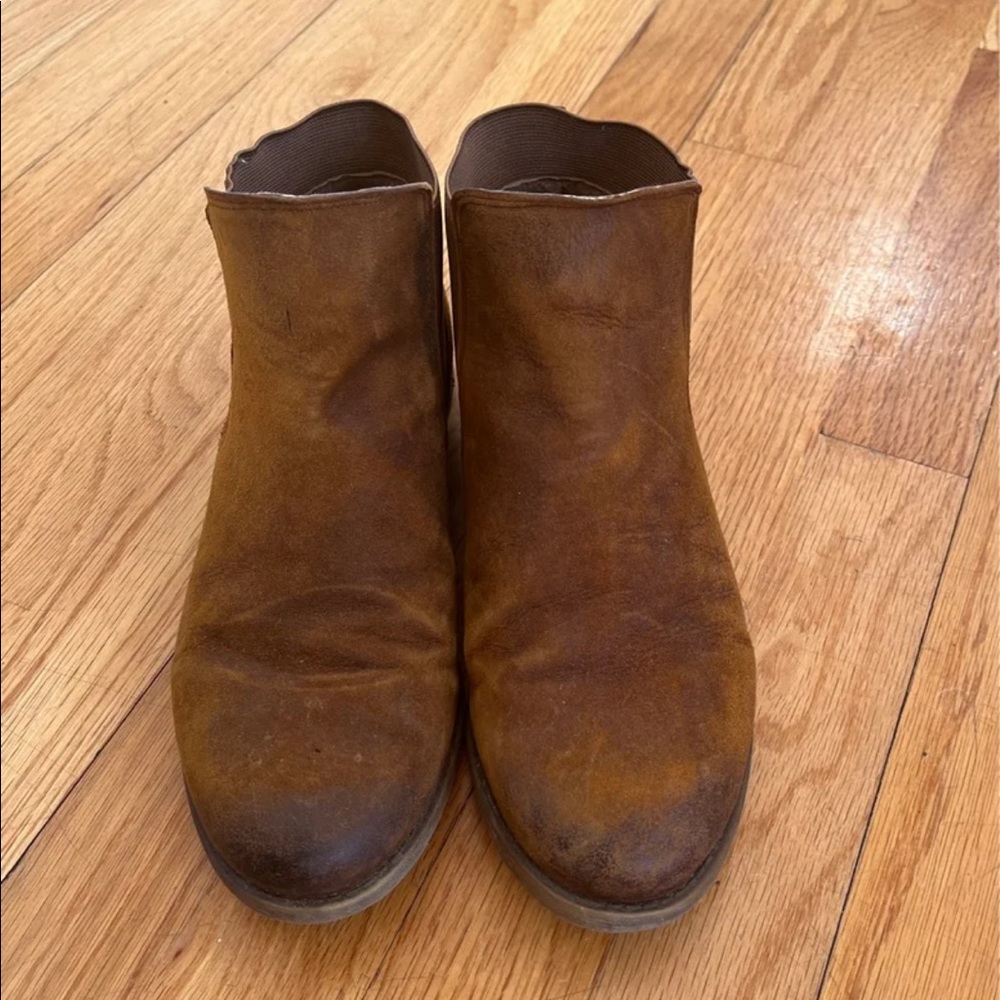 Franco Sarto Kabtrina Chelsea Boots